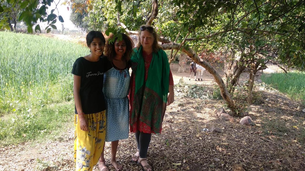 Khajuraho Homestay Екстериор снимка
