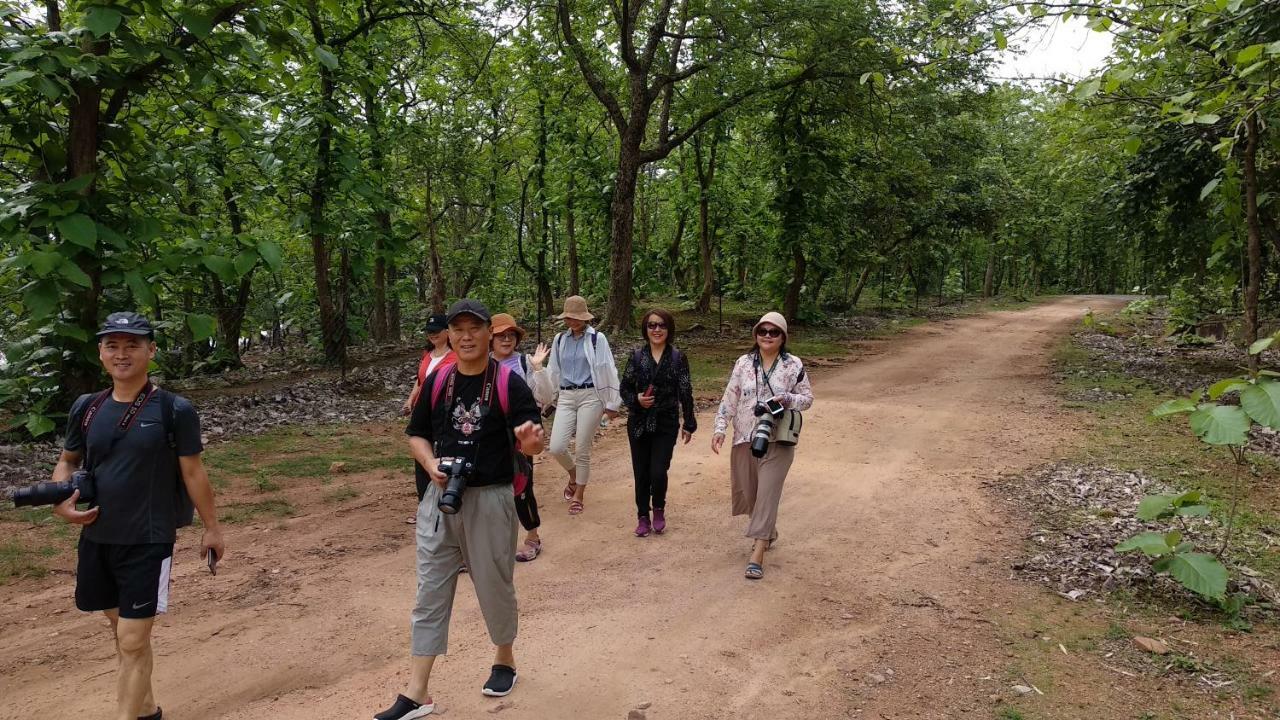 Khajuraho Homestay Екстериор снимка